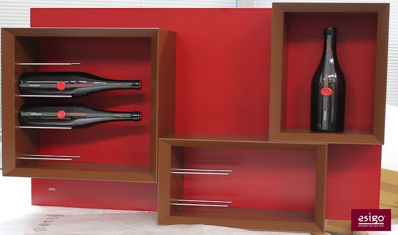 Esigo 5 wall-mounted wine rack